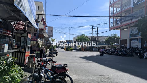 ផ្ទះ​លក់​