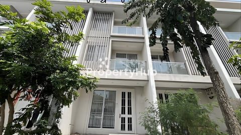 វីឡាកូនកាត់LBសម្រាប់លក់ ​នៅជីបម៉ុងសែនសុខ​