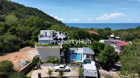 A seaside mountain-foot villa in Kep Province.