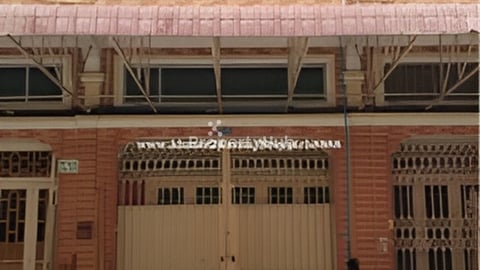 House near post Bayon TV for rent