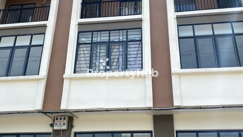 4 Bedroom House For Sale at Borey Lucky One Khan Dangkor