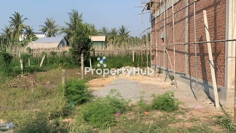 ដីលក់ក្បែរផ្លូវ 21A