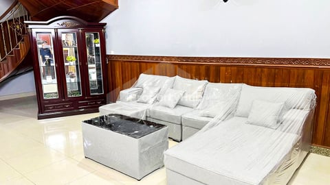 Villa for Rent in Chroy Changvar