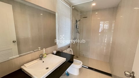 Twin villa for rent in Borey Orkide the royal