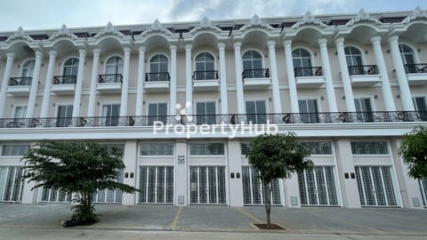 Shophouse for Sale Modern 3 Storey in Borey ML Green Land