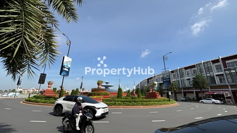 ផ្ទះអាជីវកម្មសំរាប់ជួល Rental Price: $700/month