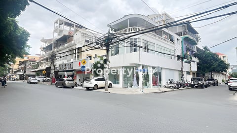 ផ្ទះអាជីវកម្មសម្រាប់លក់ នៅសង្កាត់បឹងកេងកង