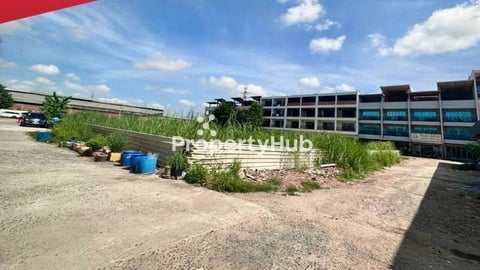 Land For Sale, near Peng Houthi 60m