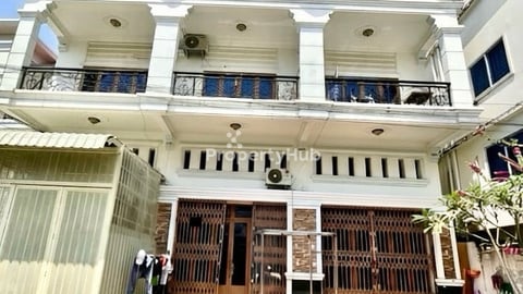 💥ផ្ទះល្វែង លក់បន្ទាន់ខ្លាំង! ម្តុំទួលសង្កែ (Code: F-00051)