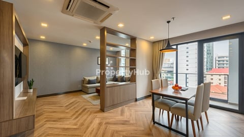 2 bed 2 bath 2500$ at Boeng keng Kang district, Phnom Penh