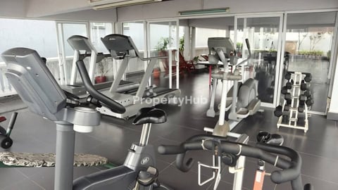 WESTERN TWO BEDROOM FOR RENT-RUSSIAN MARKET🍀