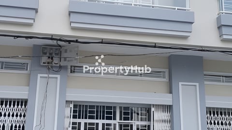 ផ្ទះលក់ ផ្លូវ 371