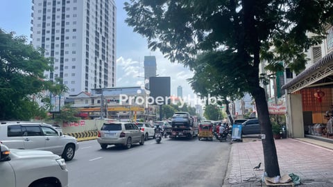 Premier Shophouse for Rent on Mao Sae Tung Blvd