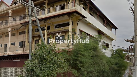 កម្រមានណាស់ ផ្ទះកែងពីល្វែងតំលៃពិសេស សម្រាប់លក់