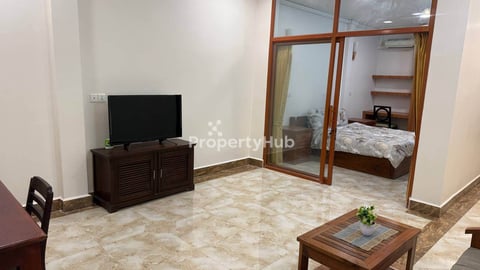 Fully Furnished 1 Bedroom Townhouse for Rent in Daun Penh