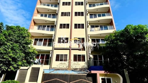 អគារសម្រាប់លក់