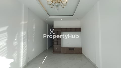 ផ្ទះជួលទីតាំងល្អហួស មានមនុស្សឆ្លងកាត់ច្រើន នៅជិត សាលារៀន មន្ទីរពេទ្យ ផ្សារ ជាច្រ