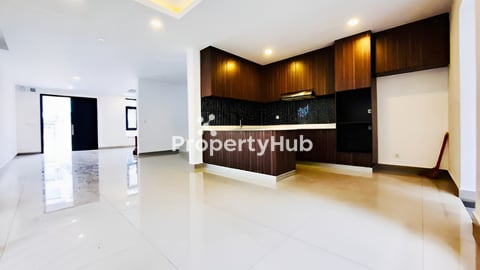 🏠វីឡាឃ្វីនBសម្រាប់លក់ នៅក្នុងបុរីជីបម៉ុងលែនម៉ាក ៦០ម៉ែត្រ