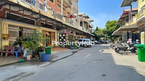 🏘 ផ្ទះល្វែង នៅជិតស្តុបលូប្រាំ ខណ្ឌមានជ័យ ត្រូវការលក់បន្ទាន់ខ្លាំង ​