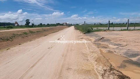 ដីលក់ម្ចាស់ផ្ទាល់ សង្កាត់ព្រៃវែង ឈរលើផ្លូវប្រលាយភ្លោះ