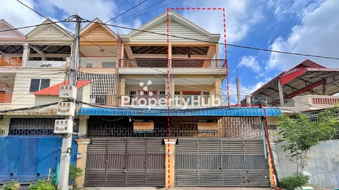 🏘 ផ្ទះល្វែង (ខាង) នៅជិតផ្សារចំរើនផល​ (បឹងទំពុន) ត្រូវការលក់បន្ទាន់ខ្លាំង