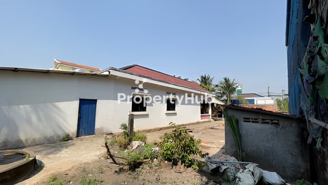 ដី&ផ្ទះ​​លក់​​ ជាប់​ផ្លូវ​ជាតិ​លេខ​4​ ជិត​ប្រលានយន្តហោះ​ខេត្ត​ព្រះសីហនុ​