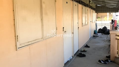 បន្ទប់ជួលក្រោយស្តុបNokia ផ្លូវ2004 (ម៉ៃដា)