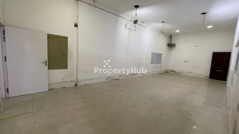 ឃ្លាំងធំសម្រាប់ជួល Boeung Trabek | Warehouse For Rent