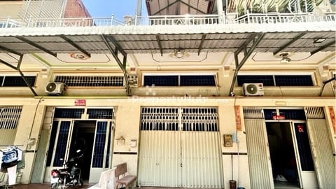 💥ផ្ទះល្វែង លក់បន្ទាន់ខ្លាំង! ម្តុំទួលសង្កែ (Code: F-00049)