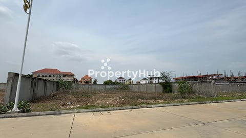 #ដីទីតាំងល្អ ក្នុងបុរីអ័រគីដេ 6A ​ ៖* ទំហំដី៖ 20m x 28