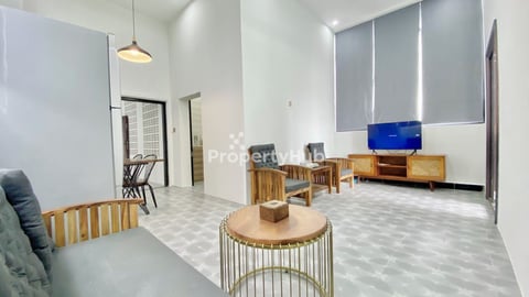 1 Bedroom Apartment with Balcony for Rent in Tonle Bassac