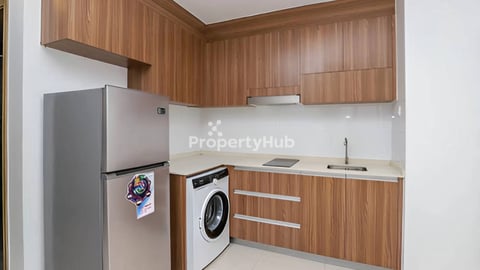 400$ size 77m2 olympia mall area 400$ free car parking