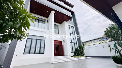 🎉វីឡាទំនើប សម្រាប់លក់ & ជួល បន្ទាន់ នៅសែនសុខ