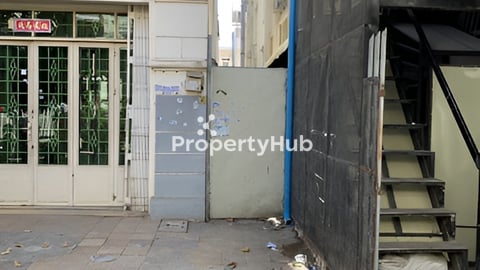 ផ្ទះល្វែង (E0,E1) ក្នុងបុរី New Town (មុខព្រលានយន្តហោះ) ខណ្ឌពោធិ៍សែនជ័យ ត្រូវការលក់បន្ទាន់