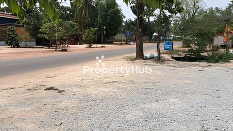 ដីលក់ជាប់ផ្លូវជាតិ 67