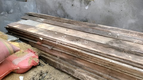 ក្ដា ( ផ្ទះឈើ លក់ ) សៀមរាប