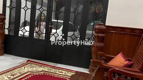 ផ្ទះលក់ប្រញាប់