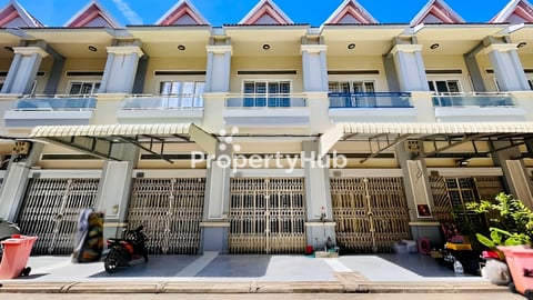 🏘 ផ្ទះល្វែង ក្នុងបុរី ហាយលែន 371 ត្រូវការលក់បន្ទាន់ខ្លាំង