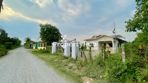 ដីផ្ទះលក់បន្ទាន់ បញ្ចុះតំលៃរហូតដល់10000$ តំលៃពីមុន75000$