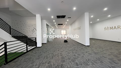 អគារ&ឃ្លាំង សម្រាប់ជួល នៅលើផ្លូវម៉ៅសេទុង ទីតាំងល្អ សម្រាប់ប្រកបអាជីវកម្មគ្រប់ប្រ