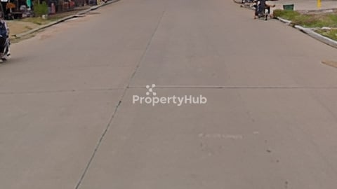 ដីលក់បន្ទាន់ នៅជិតវតផ្នៀត នៅភូមិបឹងខ្នំ សង្កាត់ពន្សាំង ខ័ណ្ឌព្រែកព្នៅ