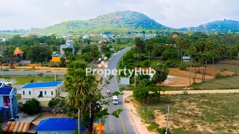 ដី ព្រែកព្នៅ ឈ្វាំង