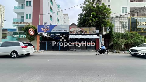 ផ្ទះអាជីវកម្មសម្រាប់ជួល នៅផ្សារដើមថ្កូវ