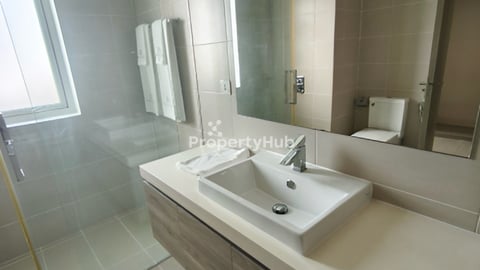 Location- Toul Tompong Market (Russian Market)-Three bedroom : size 202 sqm pric