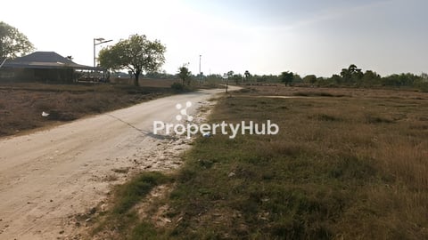 ដីលក់បន្ទាន់70*40 ថែមម៉ូតូ