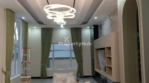 Villa for rent near dolphin