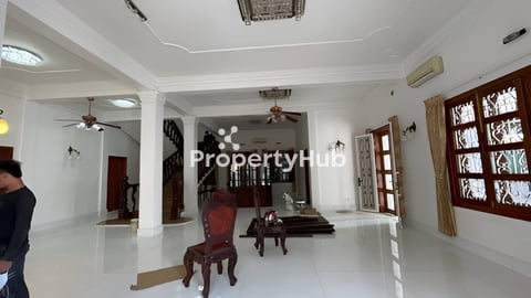 វីឡាអាងទឹកសំរាប់ជួលនៅទួលគោក