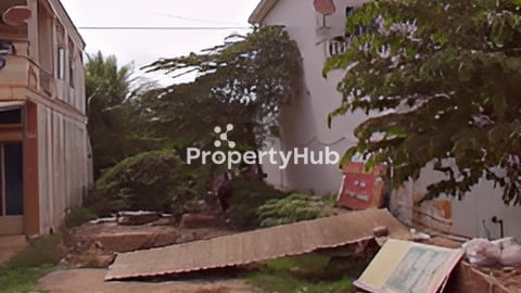 ដី​លក់ប្លង់រឹង​នៅ​លេី​ផ្លូវ​ជាតិ​លេខ​៣១​ទល់​មុខ​ផ្សារ​ត្រាំសរសរ