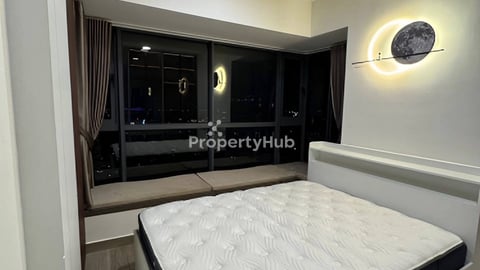 Condo Urban Village For 3 bedrooms