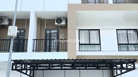 House for rent near Airport